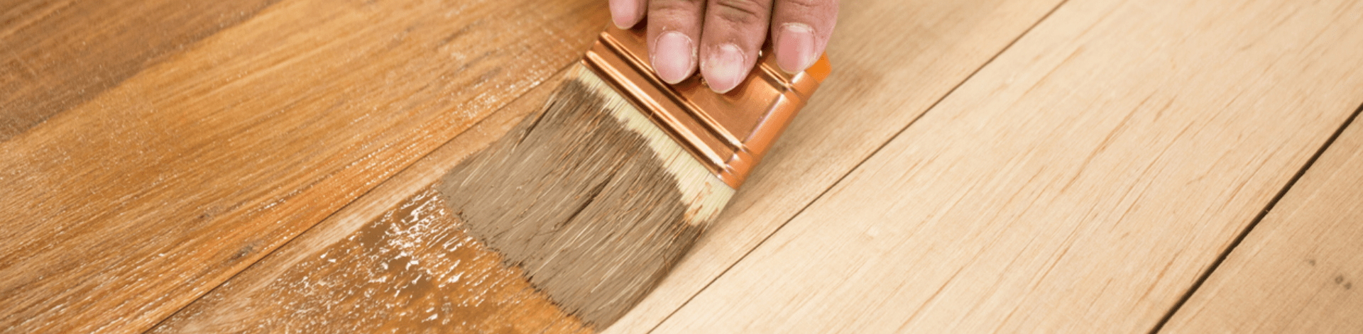 Hur man återställer tallmöbler